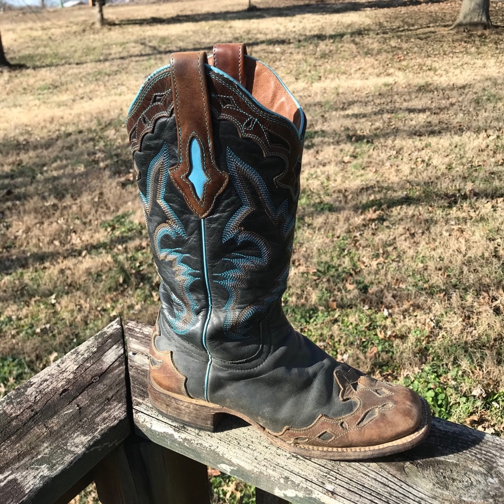 Resistol Boots